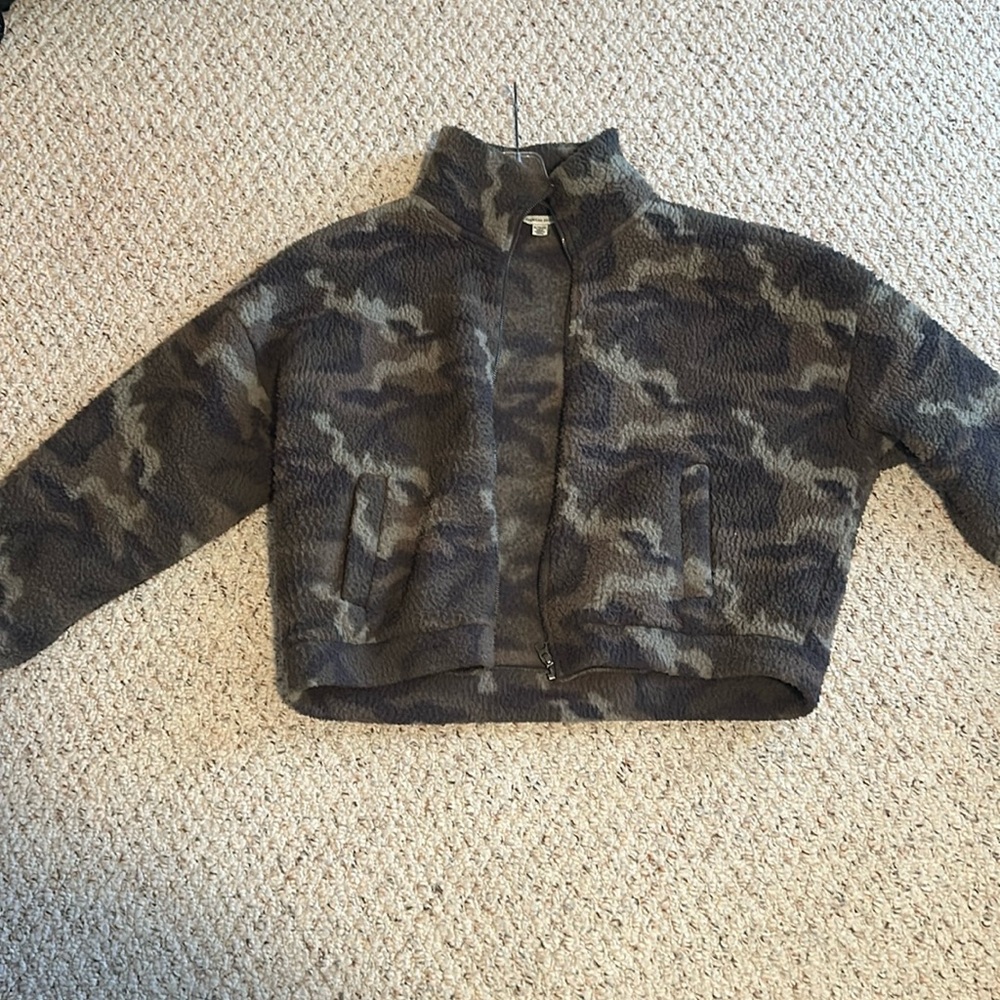 Camo American Eagle Zip up Jacket